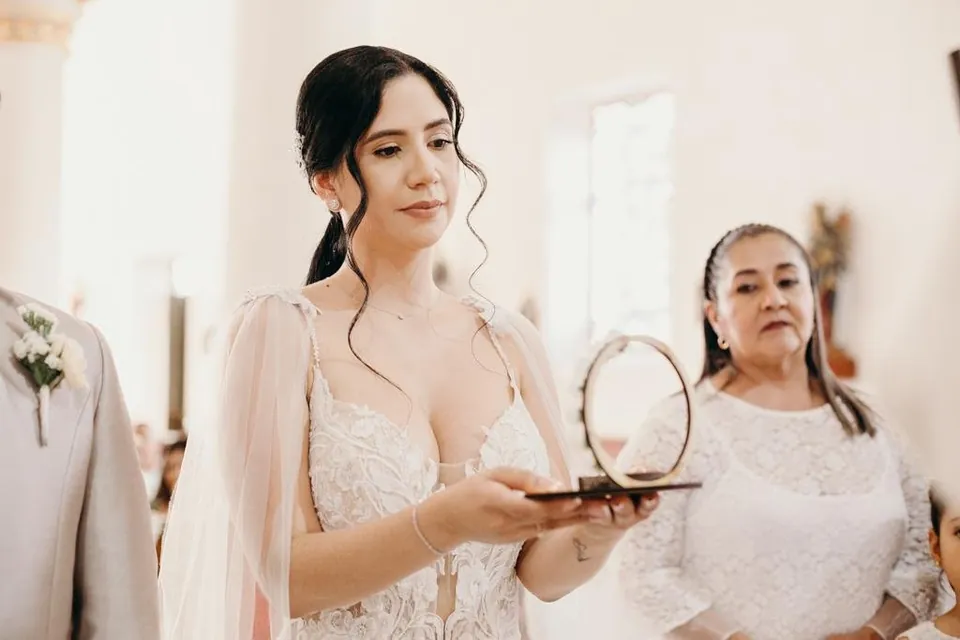 Bridal makeup in Medellín – by Valentina Zuluaga, makeup artist in Medellín (9)