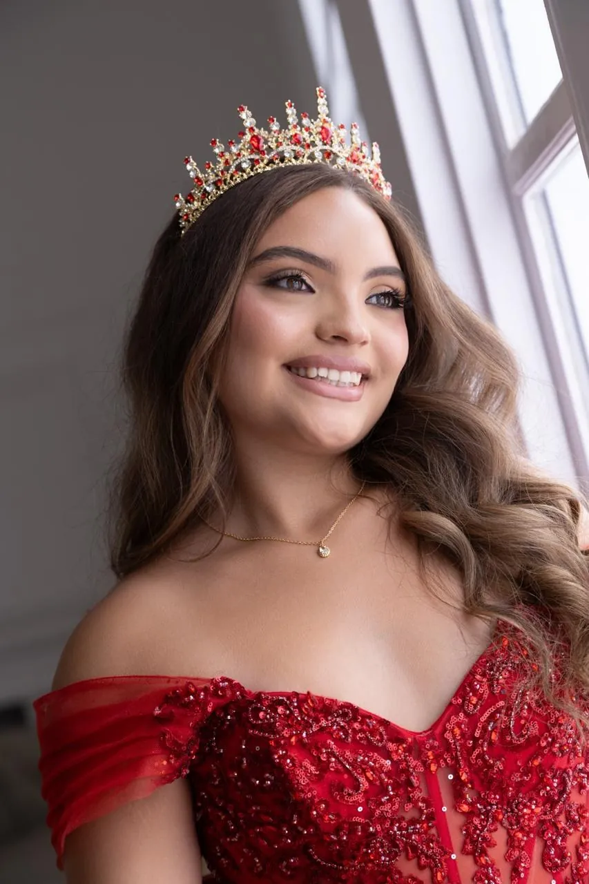 Quinceañera makeup in Medellín – by Valentina Zuluaga, makeup artist in Medellín (1)